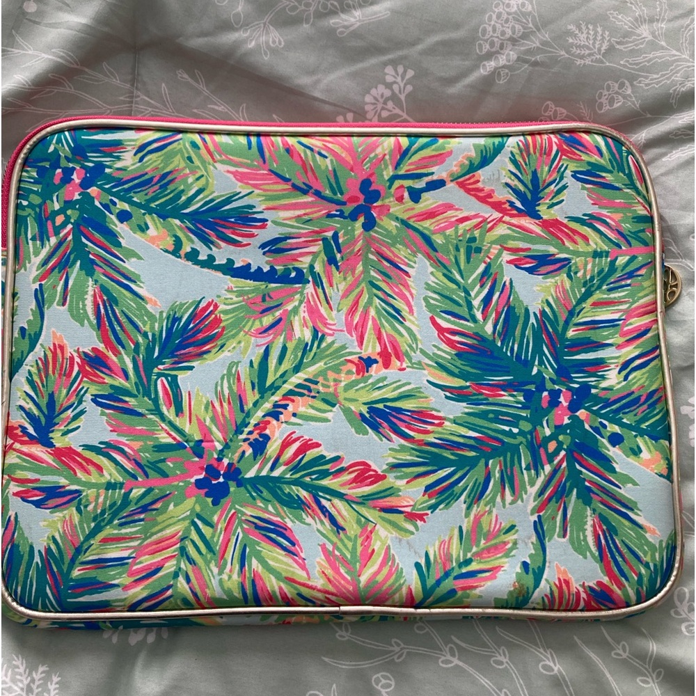 Lily Pulitzer padded laptop pouch EUC - Picture 2 of 5